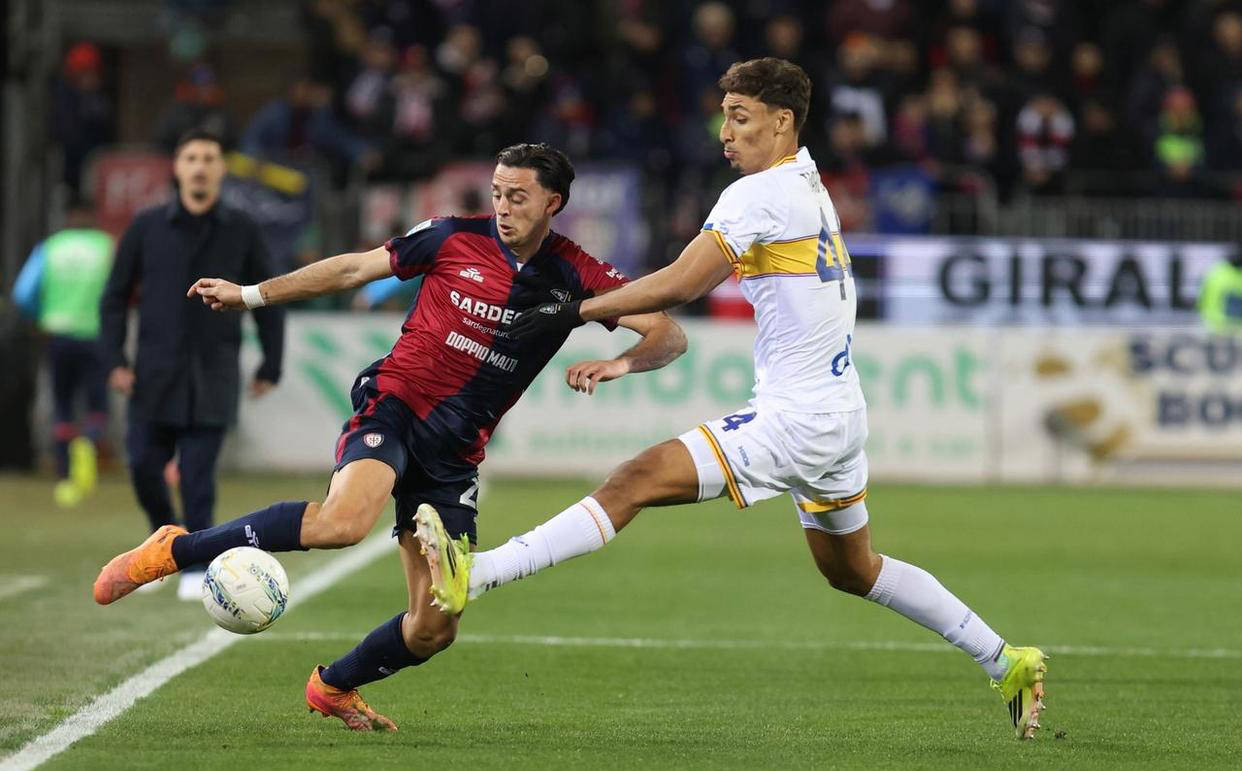 2-0逆转！26岁AC米兰旧将助攻莱切击败卡利亚里，意甲迎来两连胜